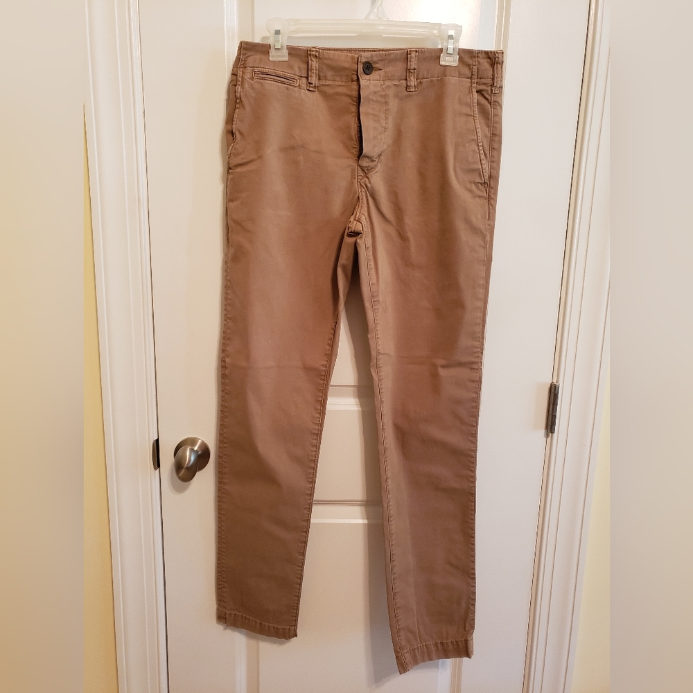 American Eagle Flex Khaki Pants (31/34)